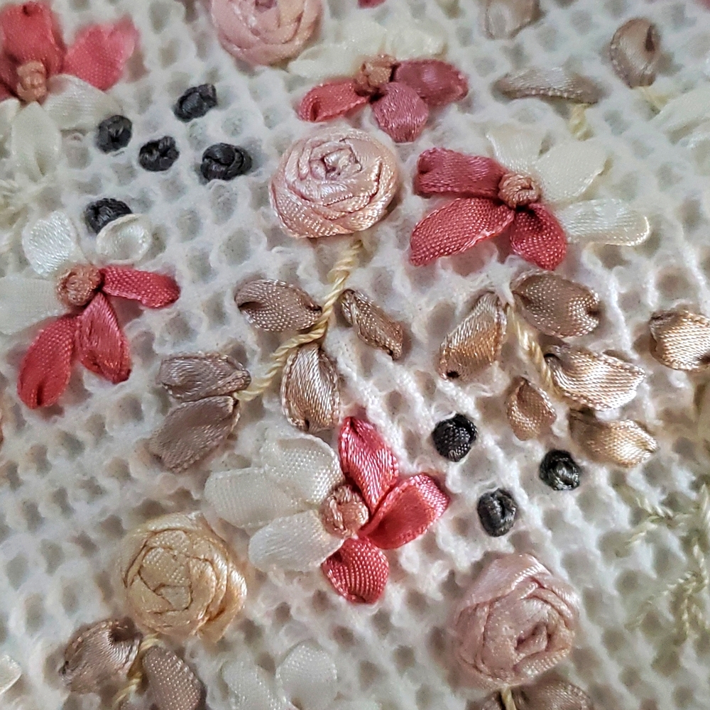 Simply Shabby Chic baby throw, ribbon embroidery
